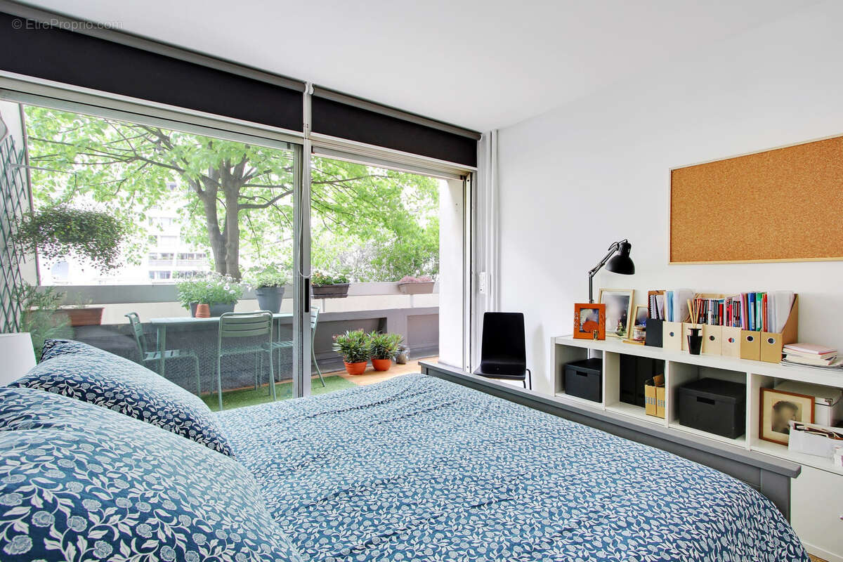 Appartement à PARIS-10E