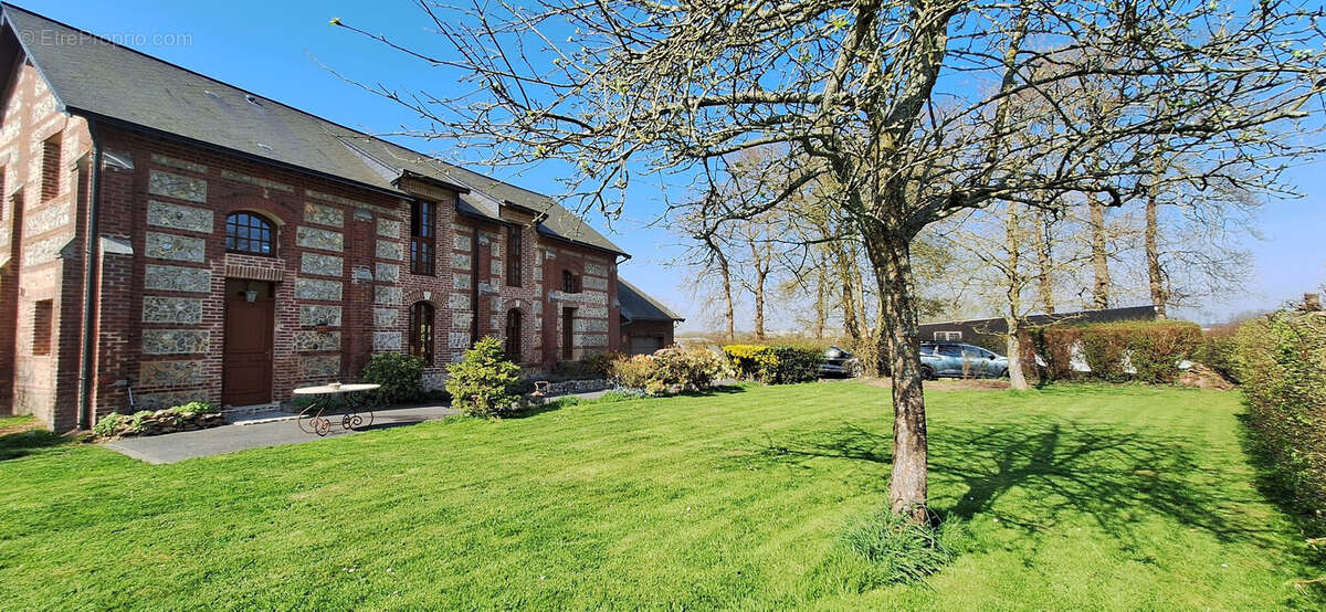 Maison à SAINT-ROMAIN-DE-COLBOSC