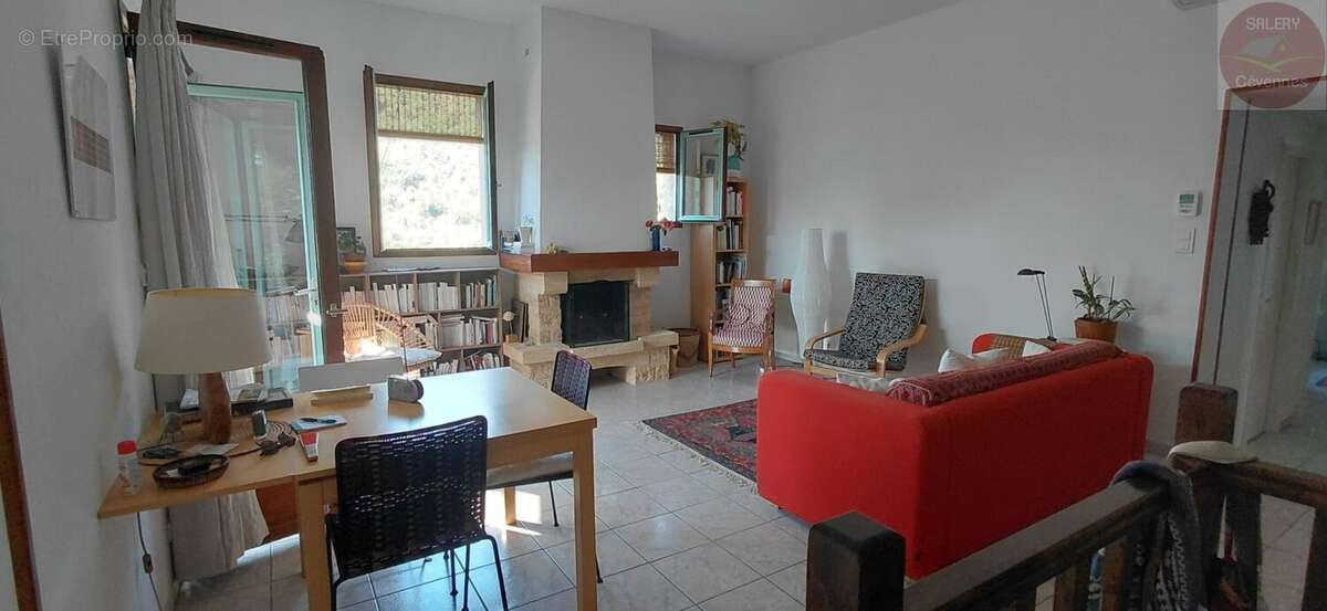 À vendre  Maison de caractère avec vue dégagée  Mars (Breau-et-Salagosse) - photo 5