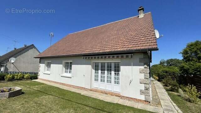 Maison 135 m² à Cauffry  - photo 2