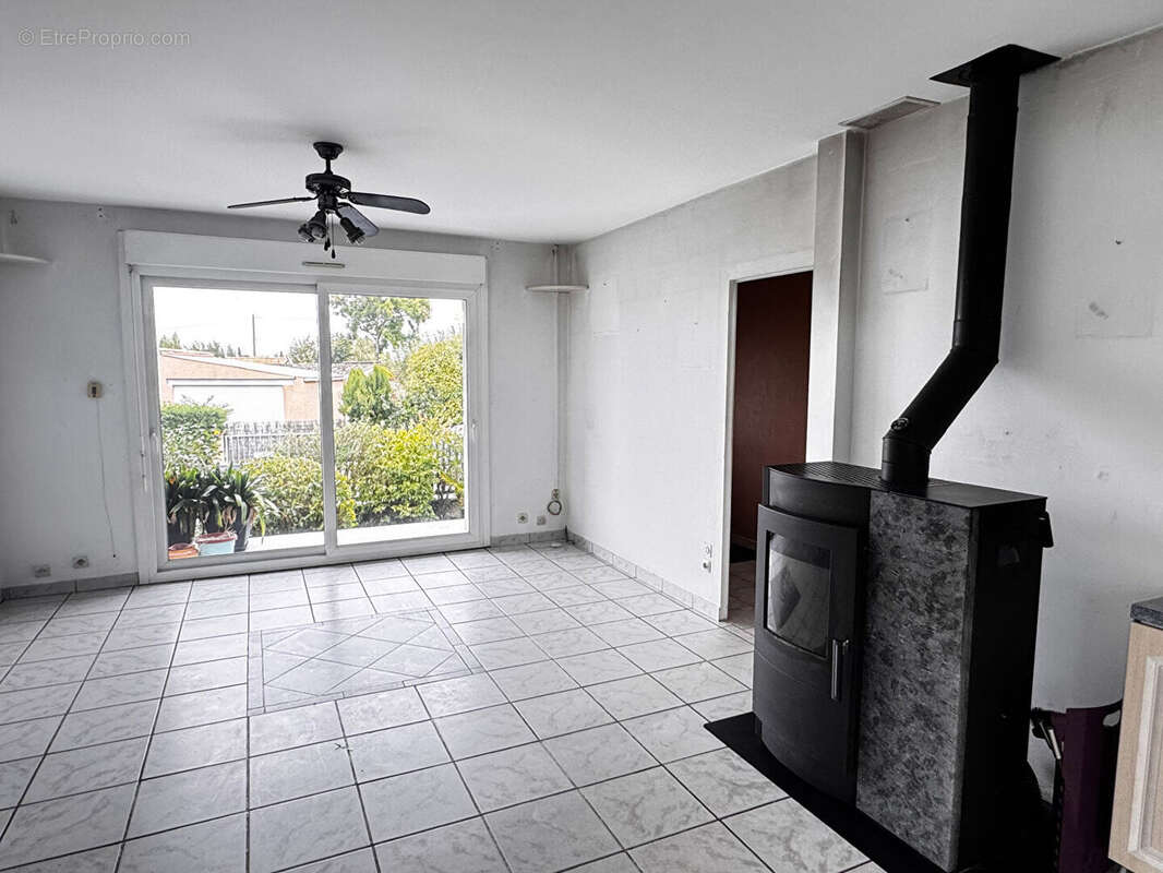 Maison à TONNAY-CHARENTE