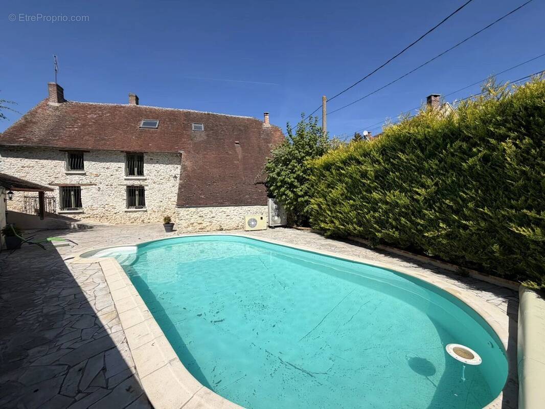 Maison à COULOMMIERS