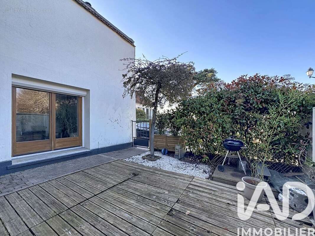 Photo 3 - Maison à MORAINVILLIERS