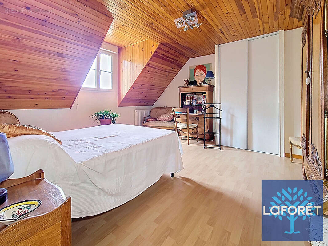 Maison à JANVILLE-SUR-JUINE