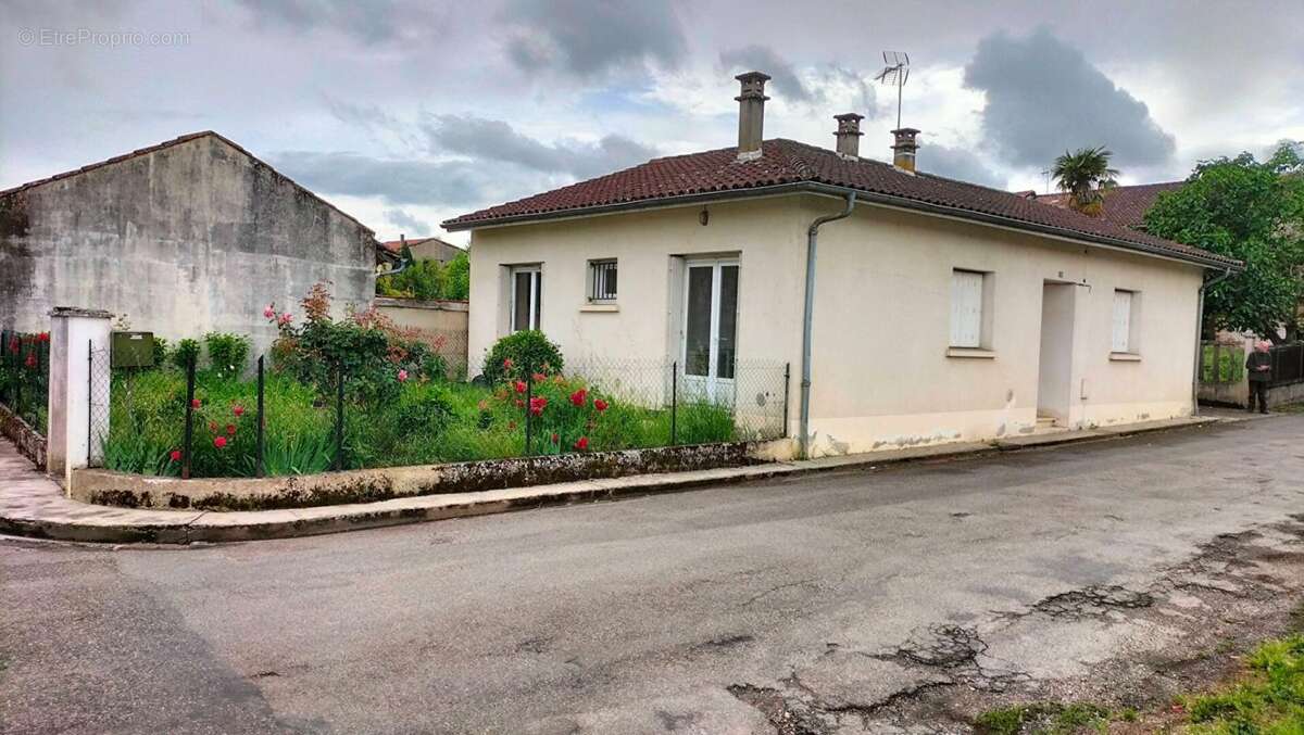 Maison à FLEURANCE