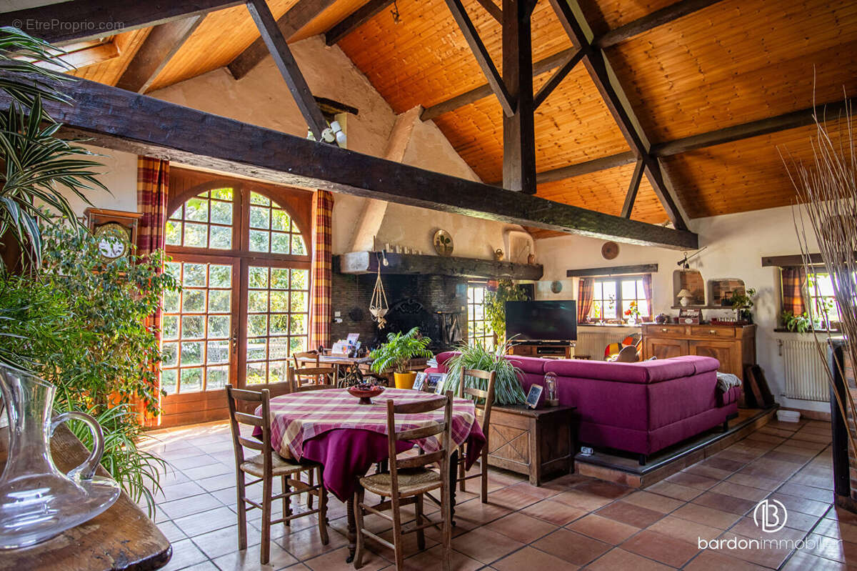 Maison au coeur des marais - 173 m² - Environnement calme et paisible - photo 2