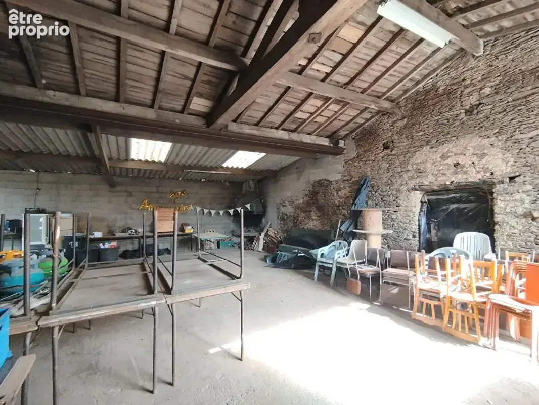 Longère à rénover, 285m² sur terrain de 1 800m², Loroux Bottereau (44430) - photo 4