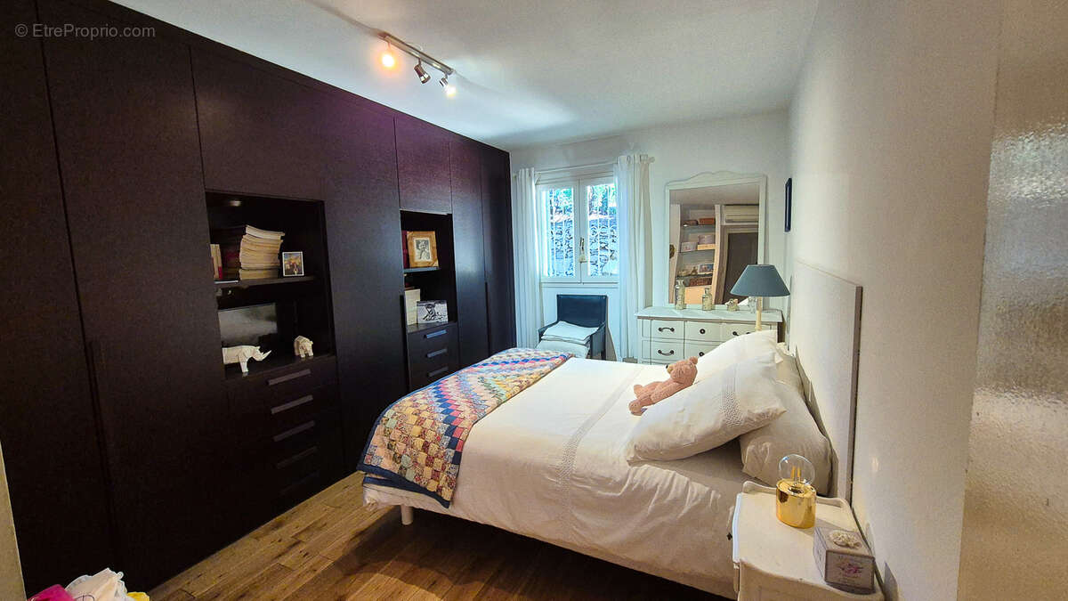 Appartement à GRIMAUD