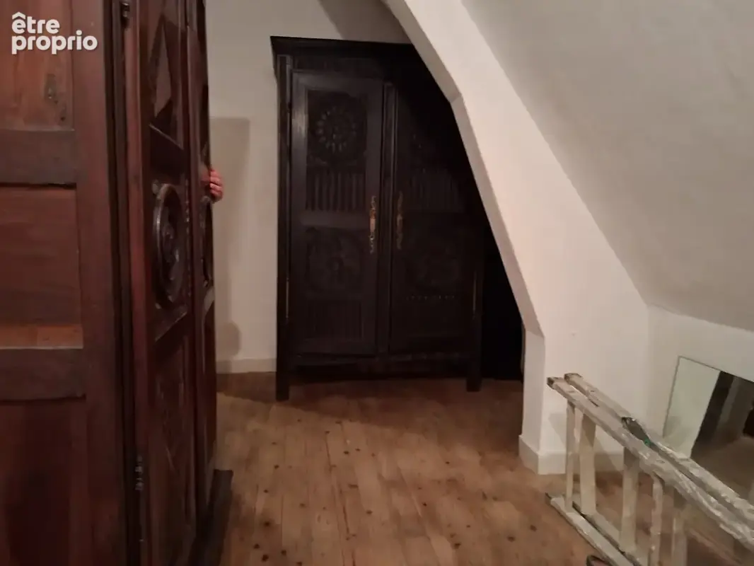 Bel hôtel particulier à vendre, centre-ville de Rennes, 250m² hab, 10 pièces, 8 chbres, garage. - photo 23