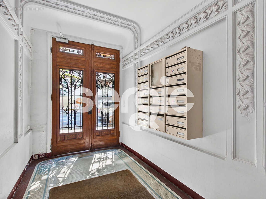 Appartement à PARIS-20E