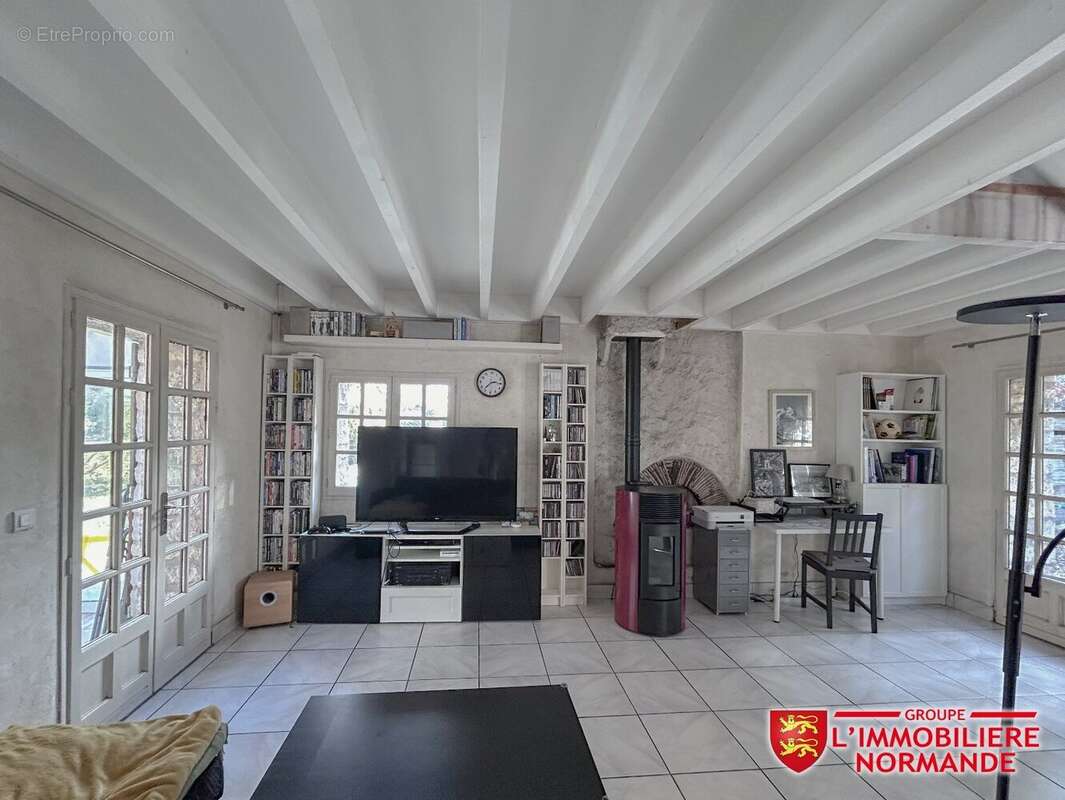 Maison à BONNIERES-SUR-SEINE