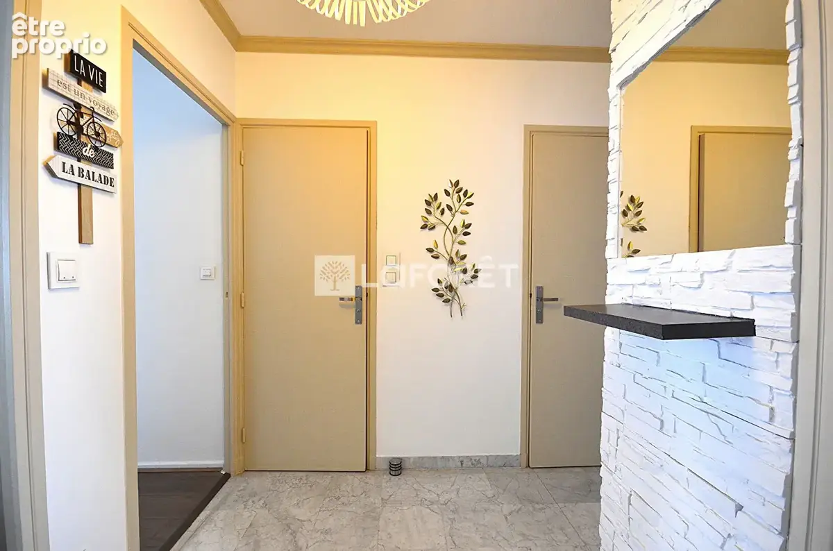 Appartement Villeurbanne 3 pièce(s) 71 m2 Secteur Gratte-Ciel ? - photo 15