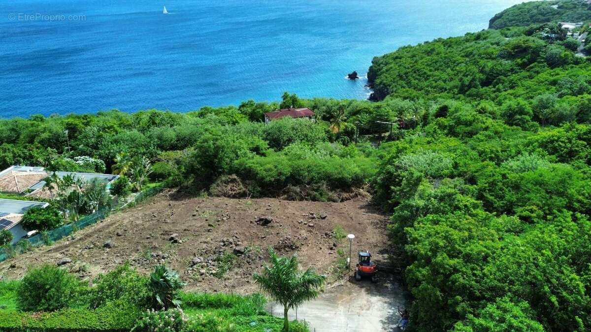 Terrain à CASE-PILOTE