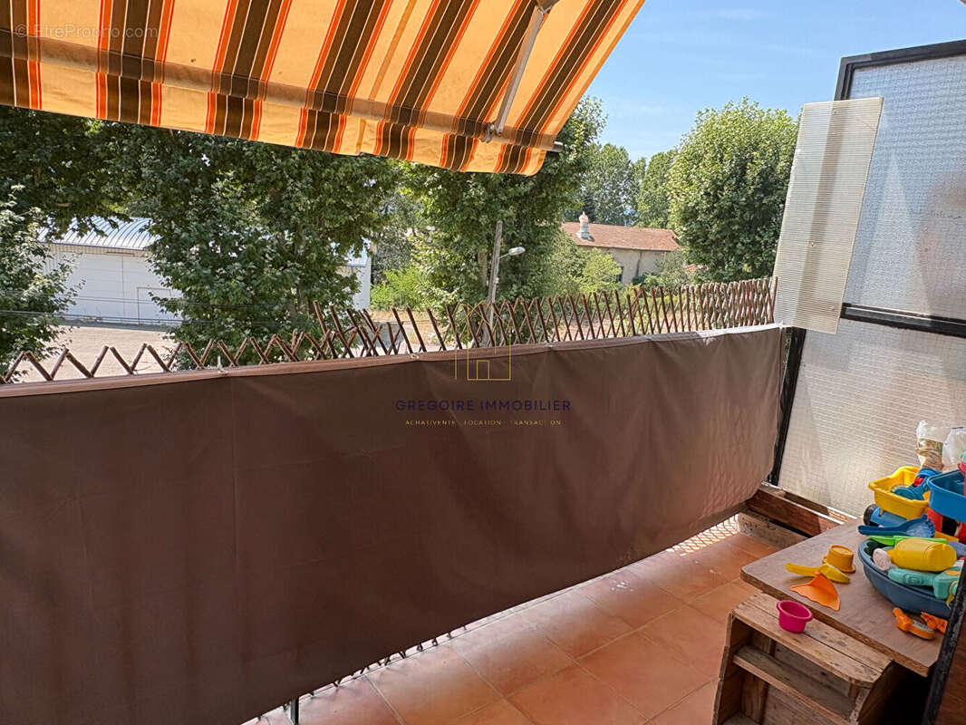 Appartement à PERTUIS