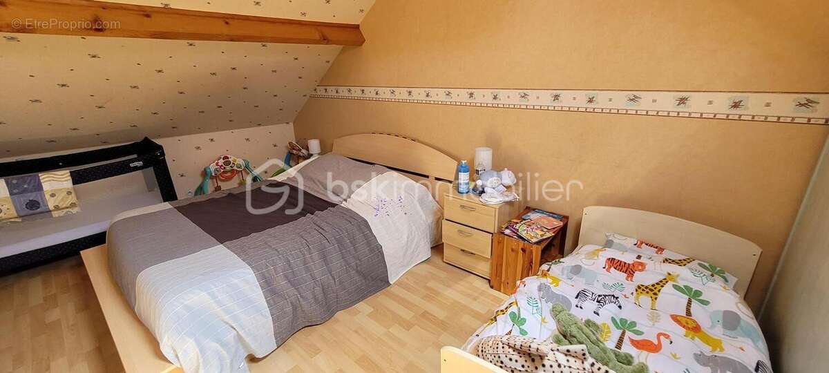 Maison à MONTEREAU-FAULT-YONNE