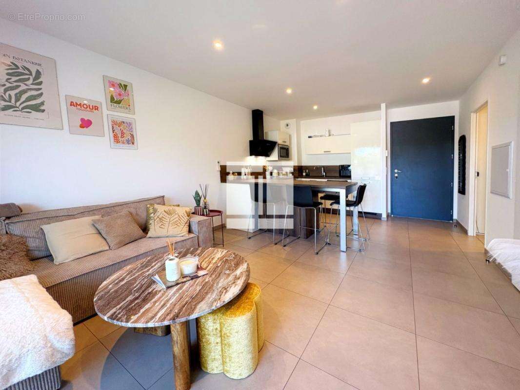 Appartement à ALATA