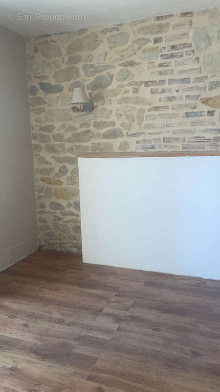 Maison à LA GUERCHE-SUR-L&#039;AUBOIS