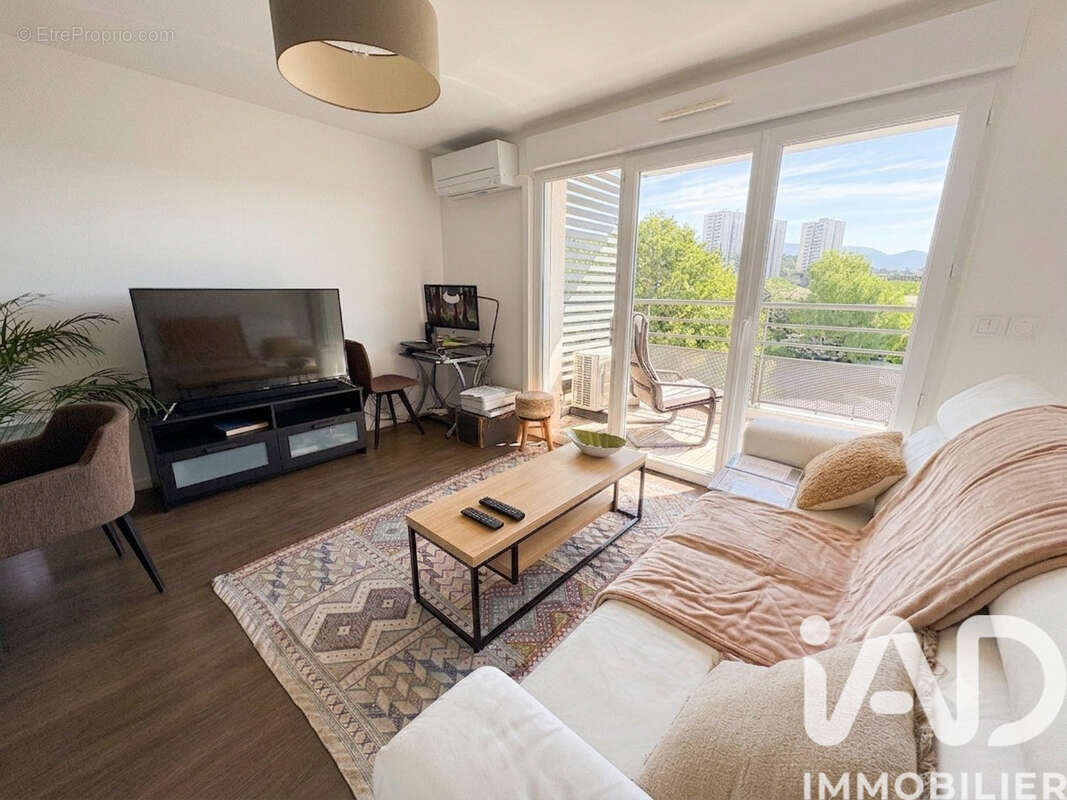Photo 2 - Appartement à OLLIOULES
