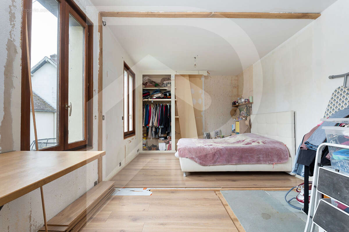 Maison à MONTIVILLIERS