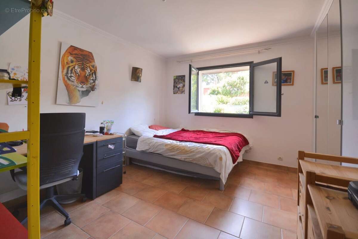 Maison à MOUANS-SARTOUX