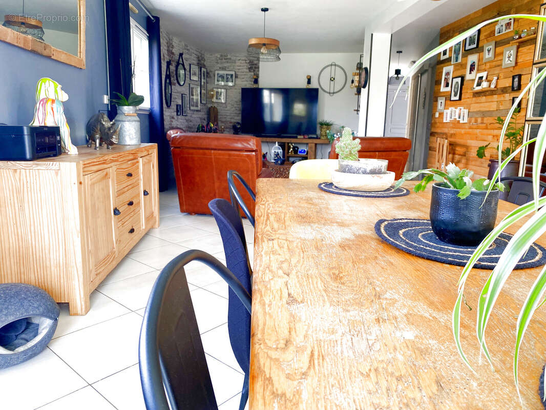 Maison à SANNERVILLE