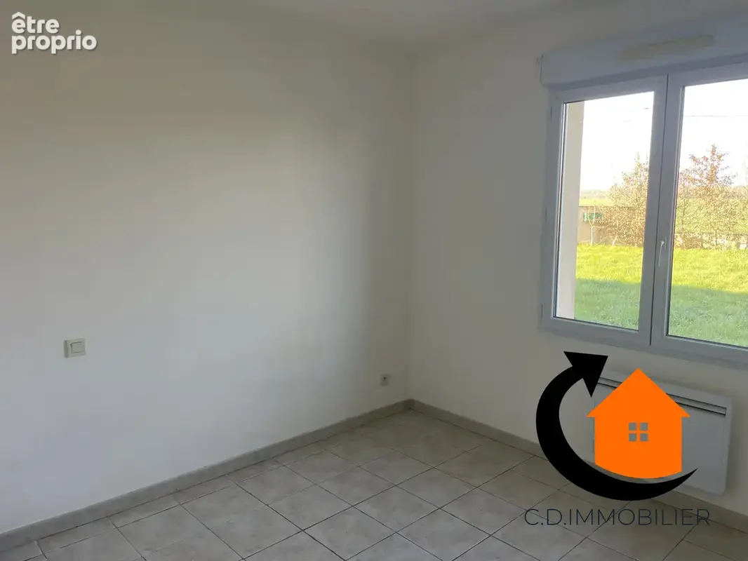 Maison 76 m² à Le Favril  - photo 7