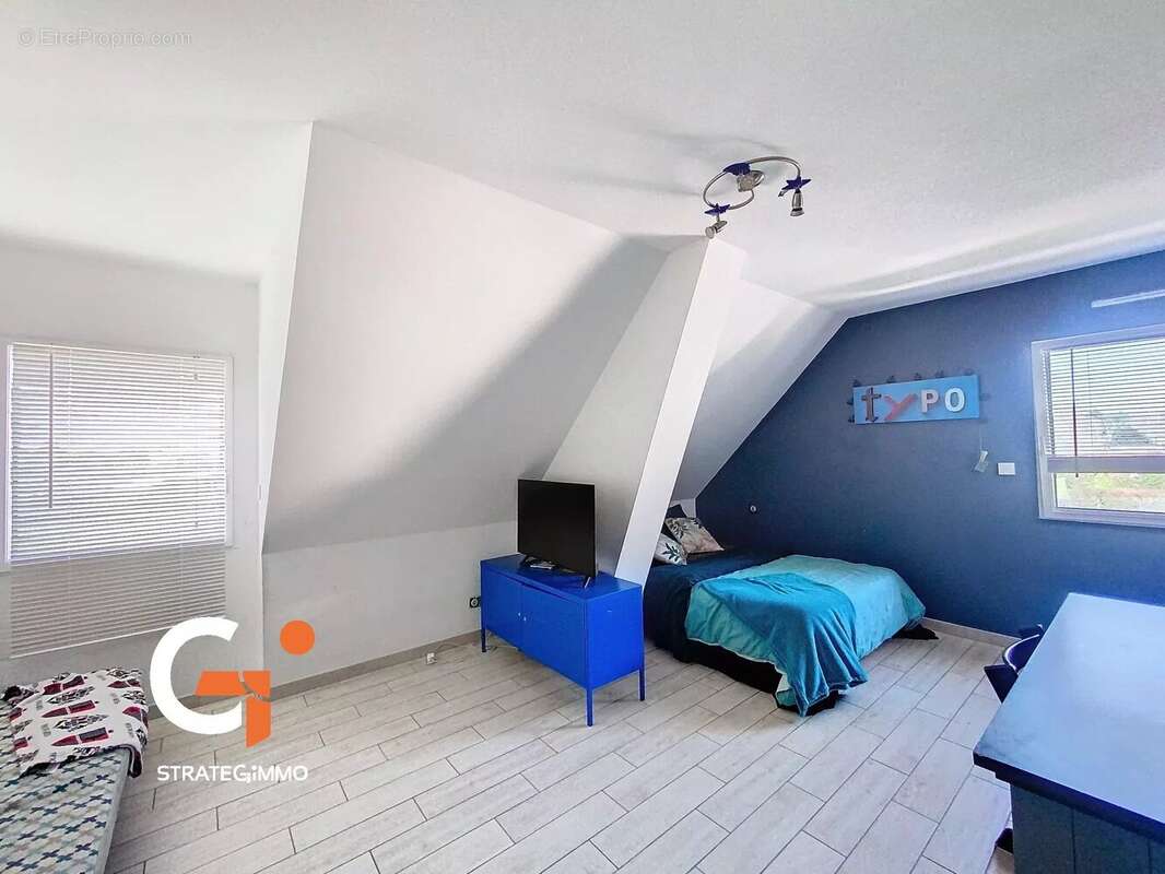 Maison à ISNEAUVILLE