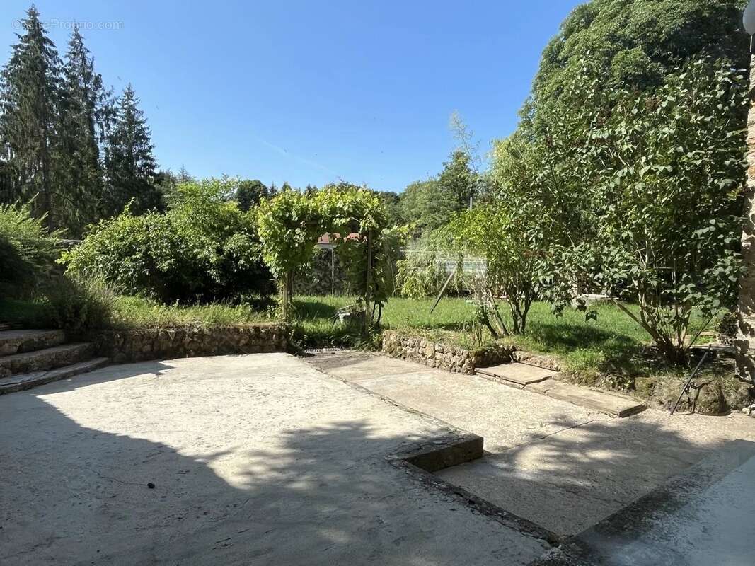 Maison à LEVIS-SAINT-NOM