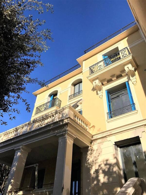 Immeuble - Appartement à NICE