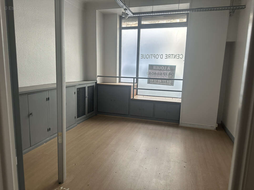 Commerce à SAINT-ETIENNE