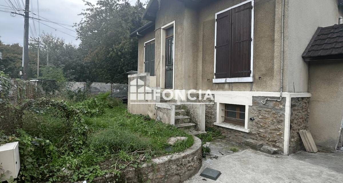 Maison à LE BLANC-MESNIL