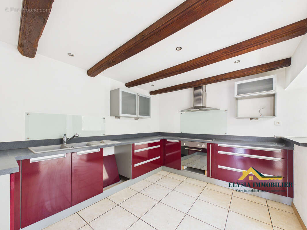 Maison à COLOMBEY-LES-BELLES