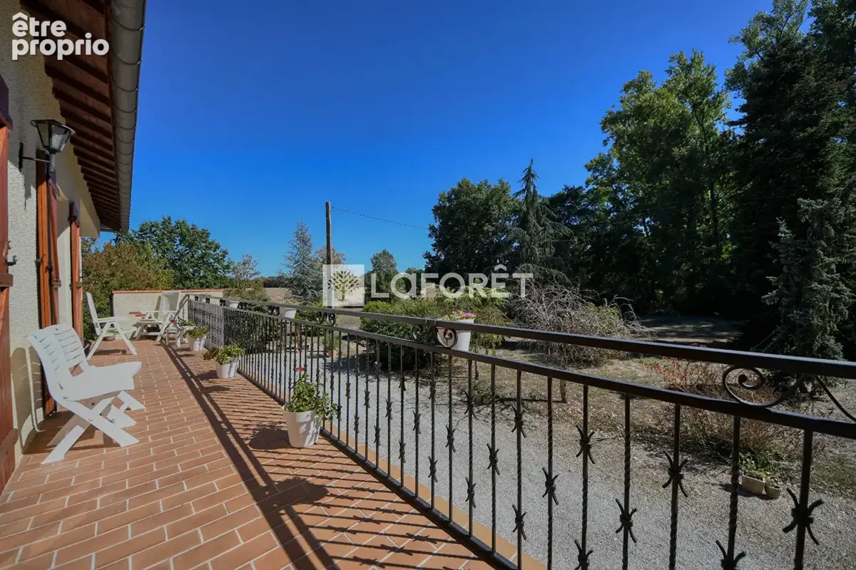 Maison avec sous sol complet a vendre a 6 minutes du centre de lisle-sur-tarn - photo 8