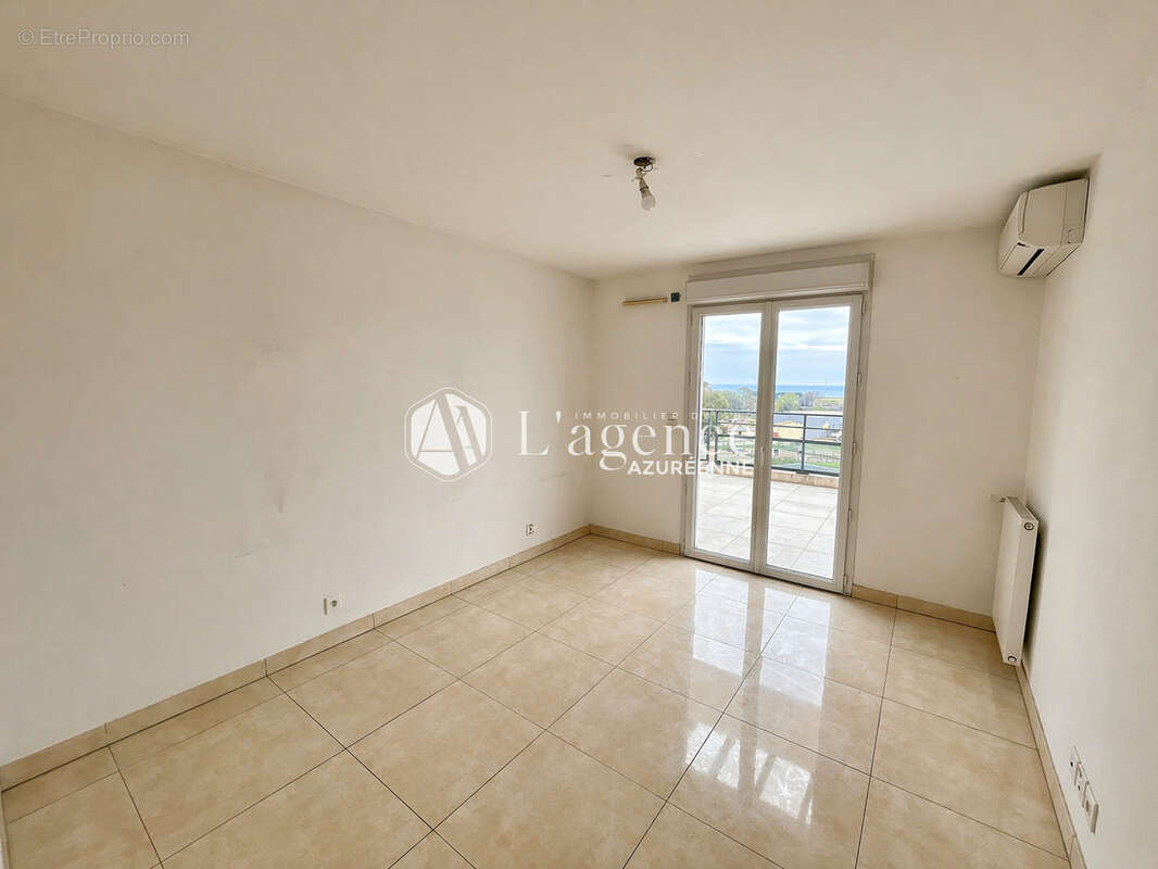 Appartement à CAGNES-SUR-MER
