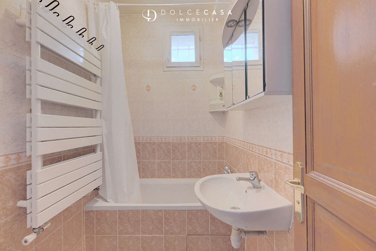 Appartement à LE PERREUX-SUR-MARNE