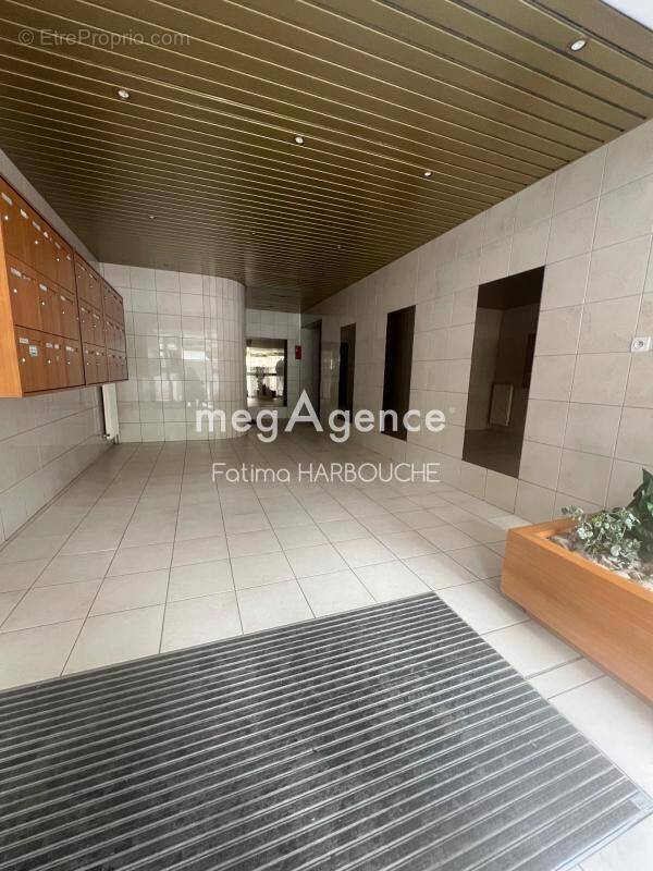 Appartement à SAINT-ETIENNE