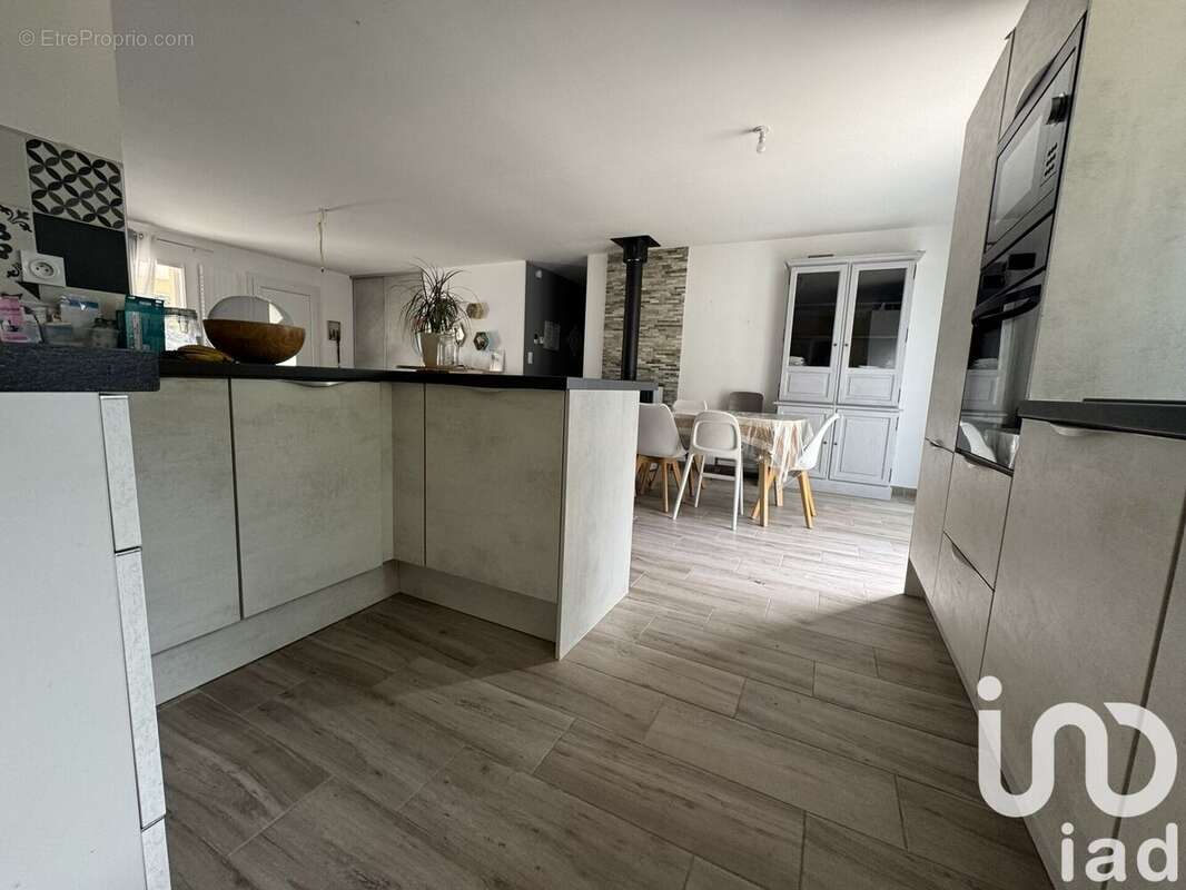 Photo 6 - Maison à DAMPIERRE-EN-BURLY