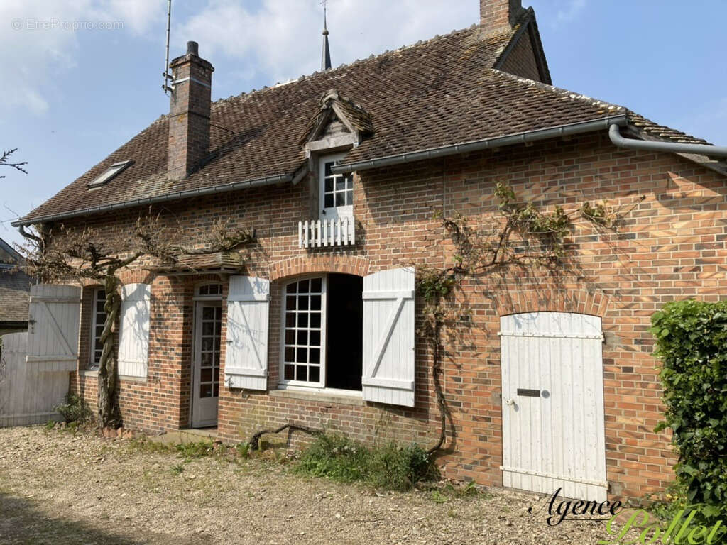 Maison à AUBIGNY-SUR-NERE