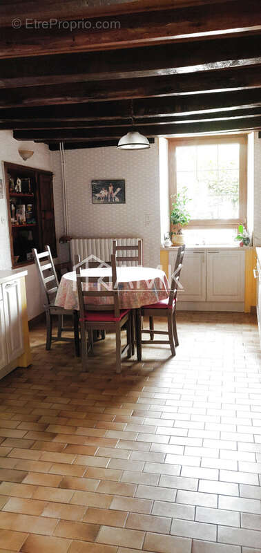 Maison à SAINT-GEOIRE-EN-VALDAINE