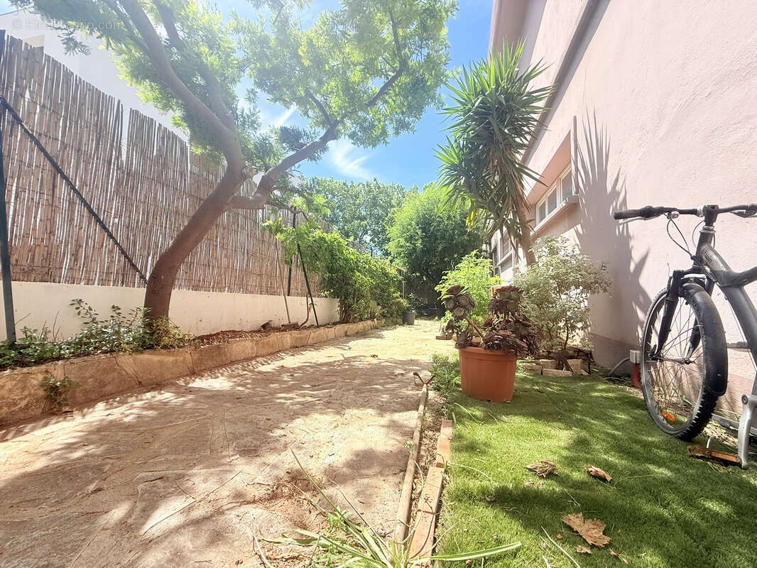 Appartement au premier et dernier étage, avec jardin privatif de 135m2 - photo 15