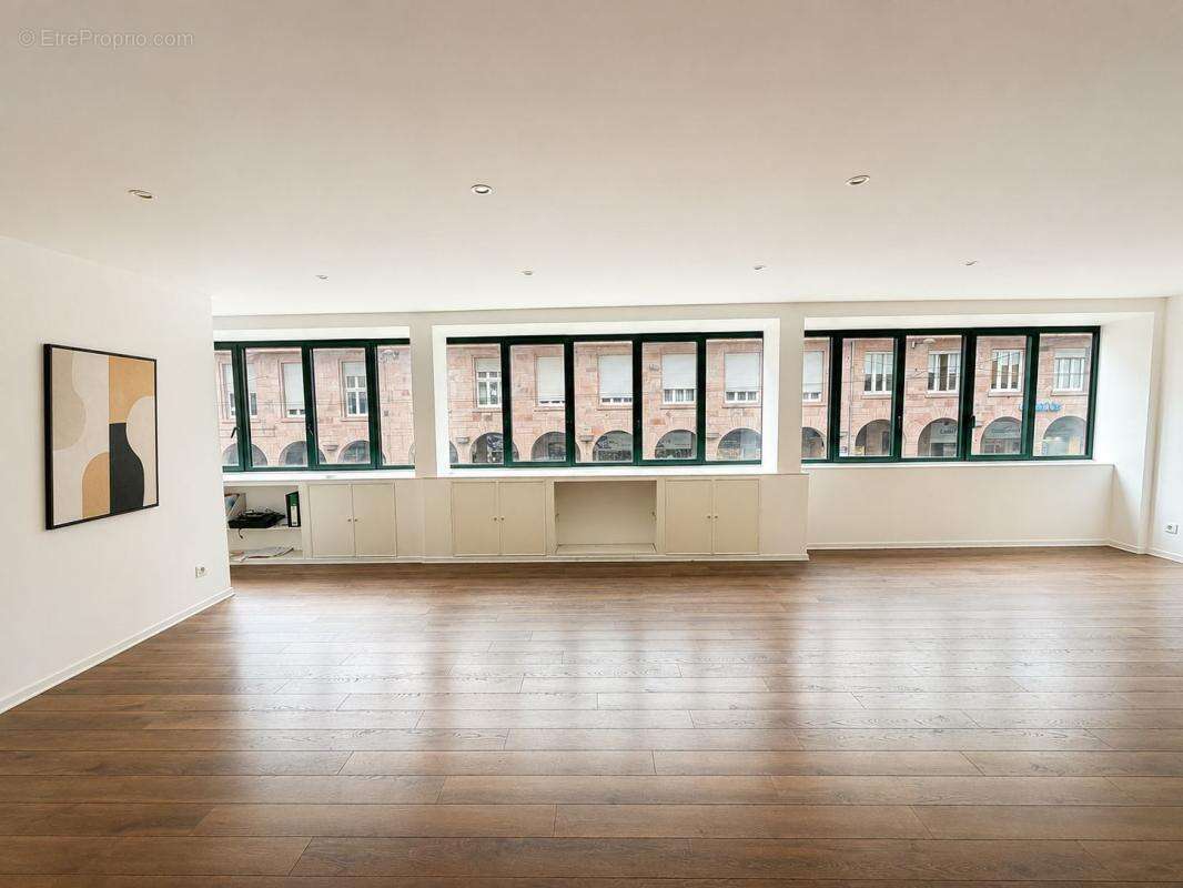 Bel appartement 3 pièces de 84 m² en plein cœur de Strasbourg - photo 3