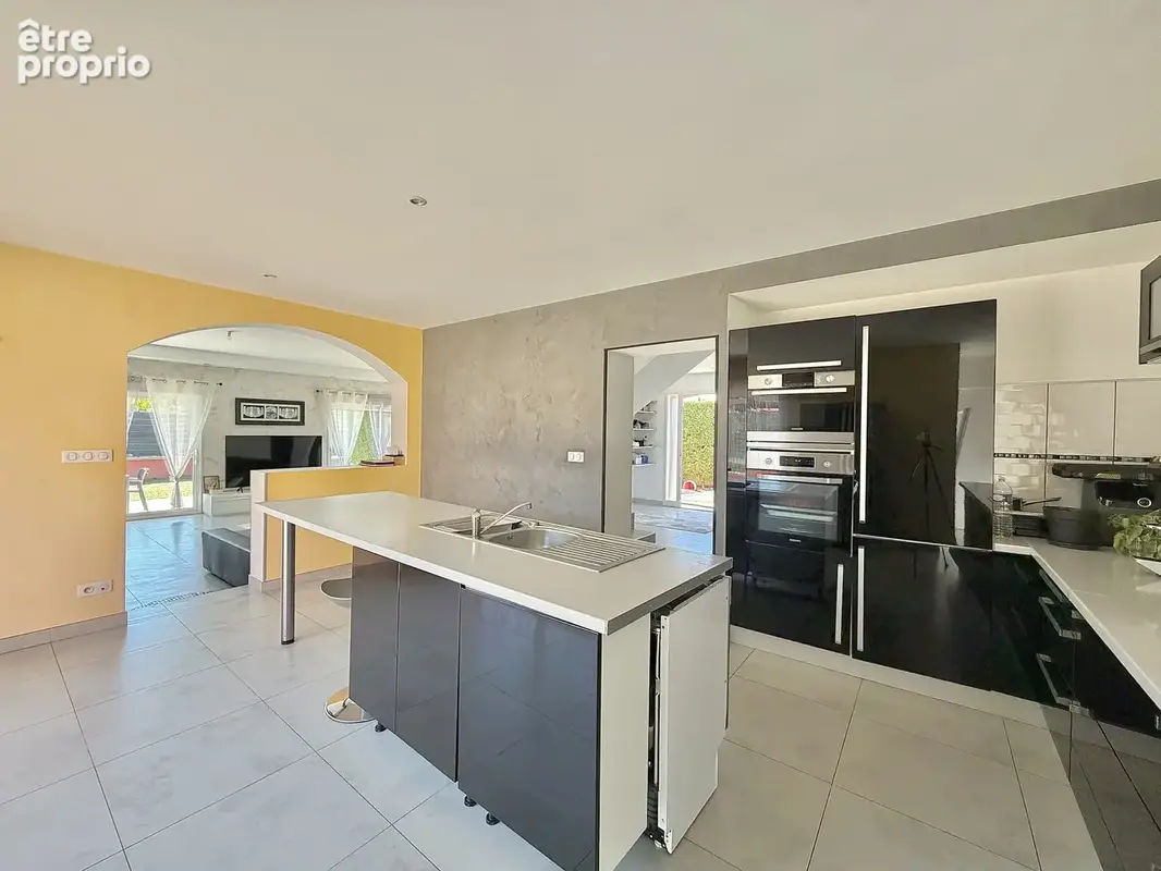 Maison 5 pièces 175 m² à vendre à Tignieu-Jameyzieu (38230) - photo 8