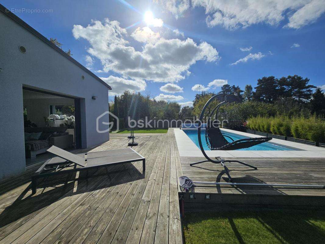 Maison à BAINS-SUR-OUST