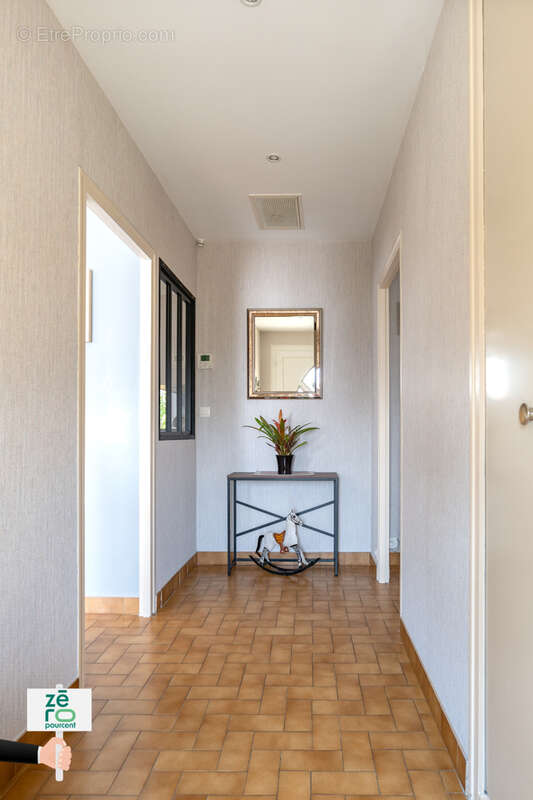 Maison à LES MAGNILS-REIGNIERS