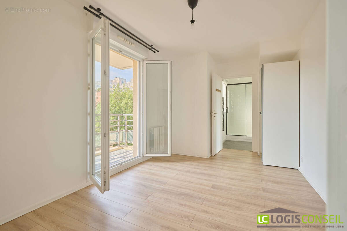 Appartement à CHATILLON
