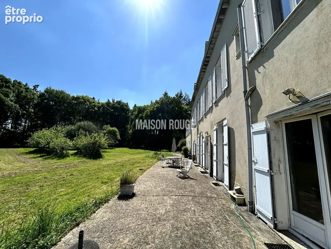 A vendre Manoir du 17ème de 425 m² environ plus 400 m² ( 5 logements indépendants) sur 11 hectares - photo 4