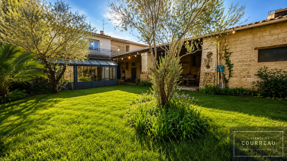 Maison Vigneronne d'Exception à Mudaison   225 m2 avec Piscine et Dépendance - photo 2
