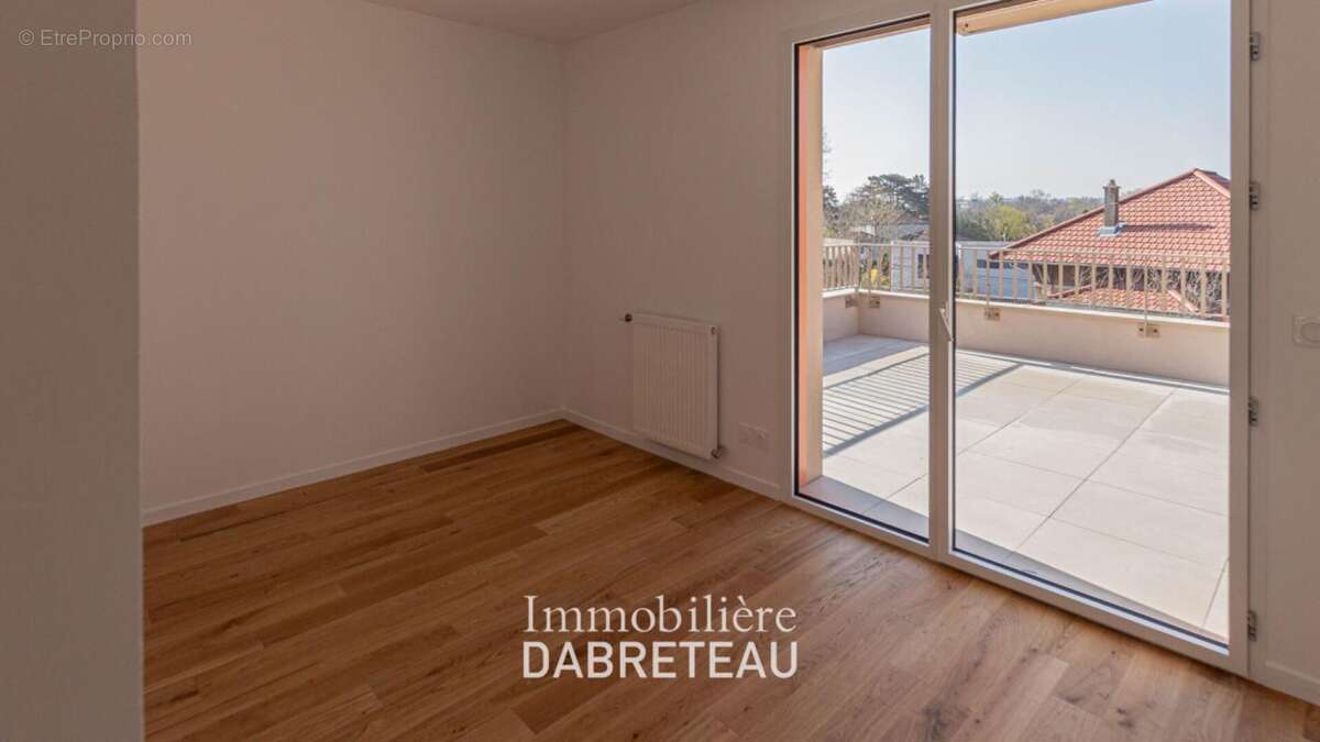 Appartement à TASSIN-LA-DEMI-LUNE