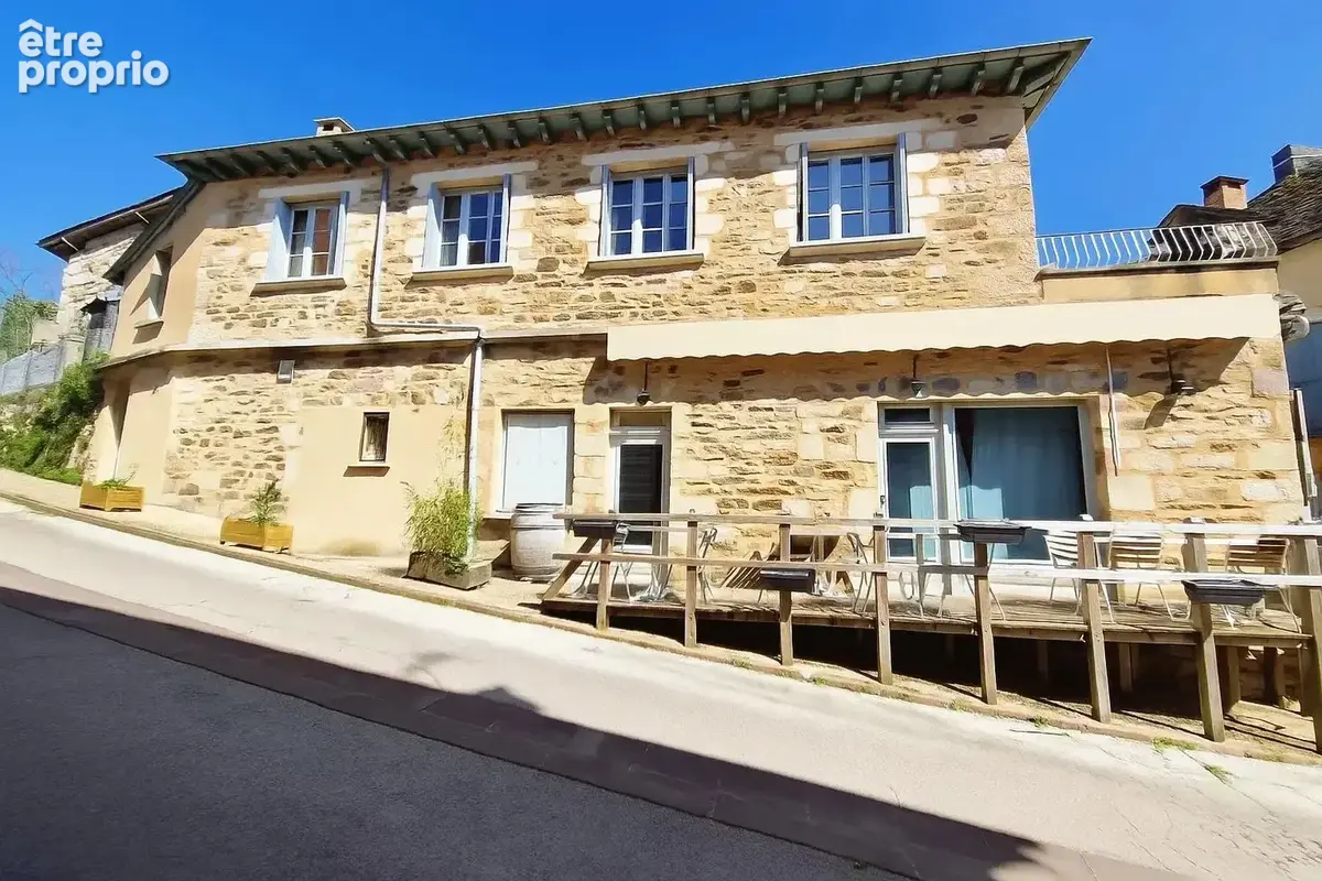 Commerce à NAJAC