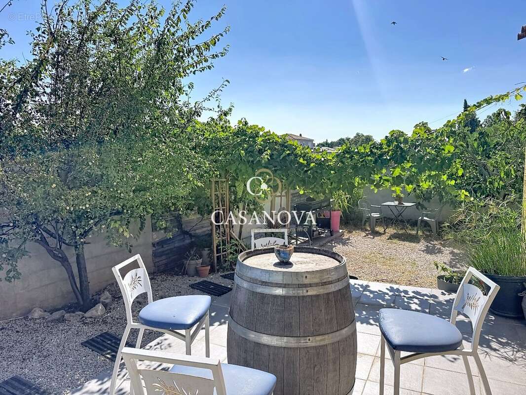 Villa indivuelle familiale avec jardin et piscine - photo 11